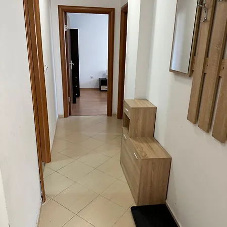 White Wood * 班斯科